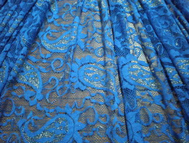 9.Royal Romance Paisley Glitter Lace